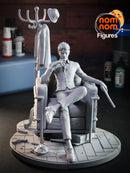 Loid Forger – Spy x Family (Nomnom Figures)