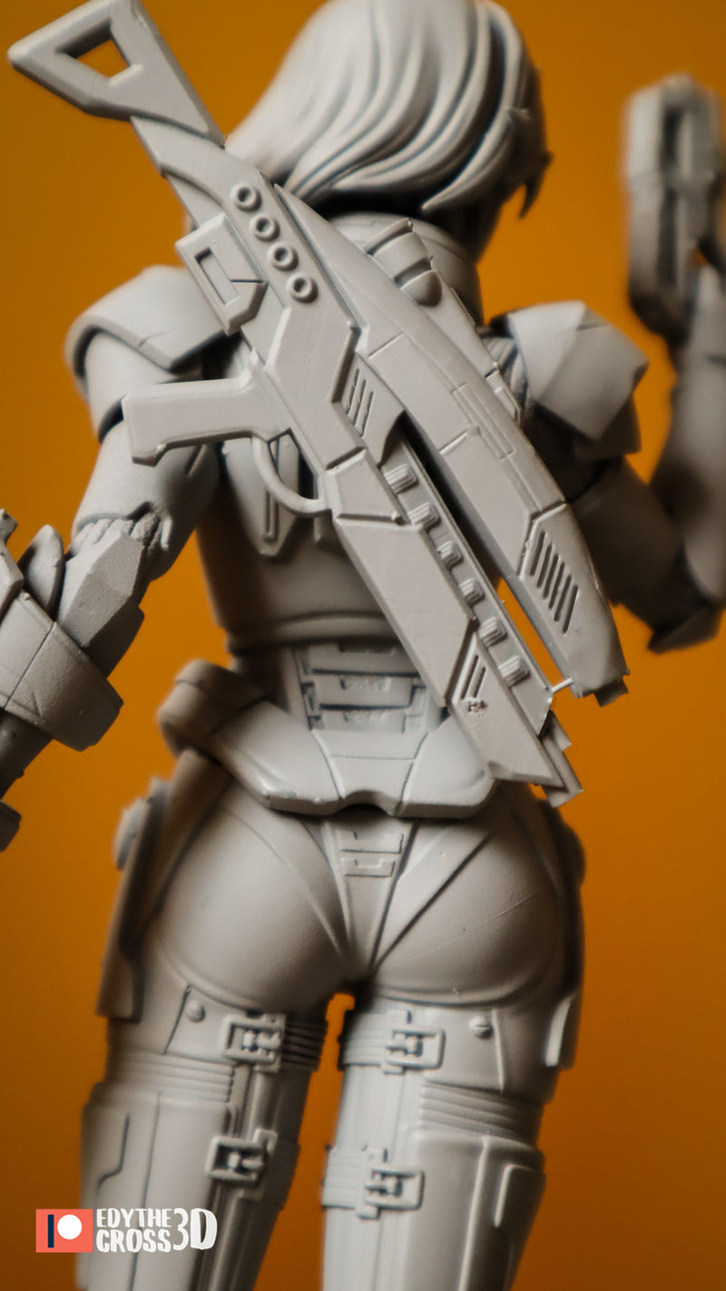 Female Shapard Mass Effect (Nomnom Figures)