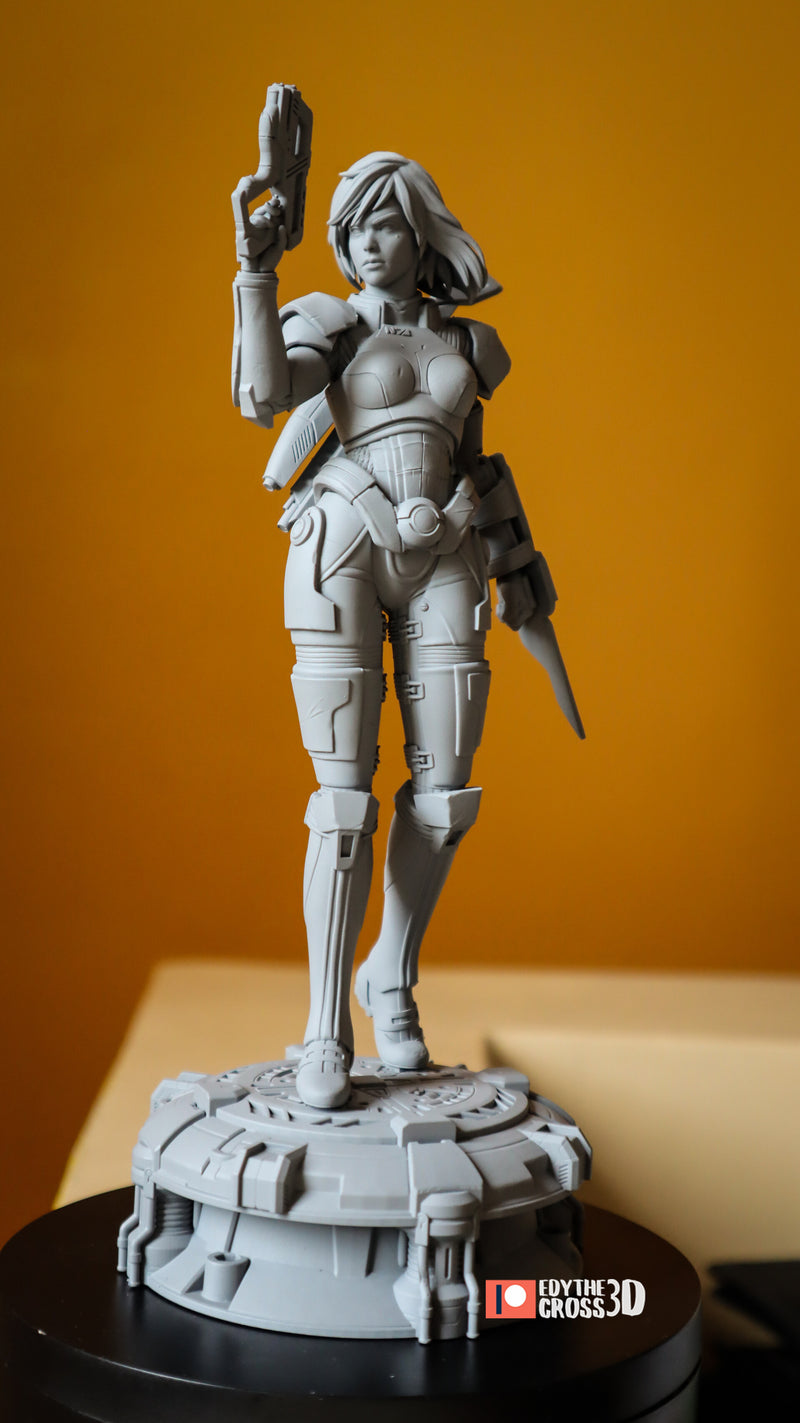 Female Shapard Mass Effect (Nomnom Figures)