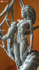 Sarah Kerrigan Queen Blades (Nomnom Figures)