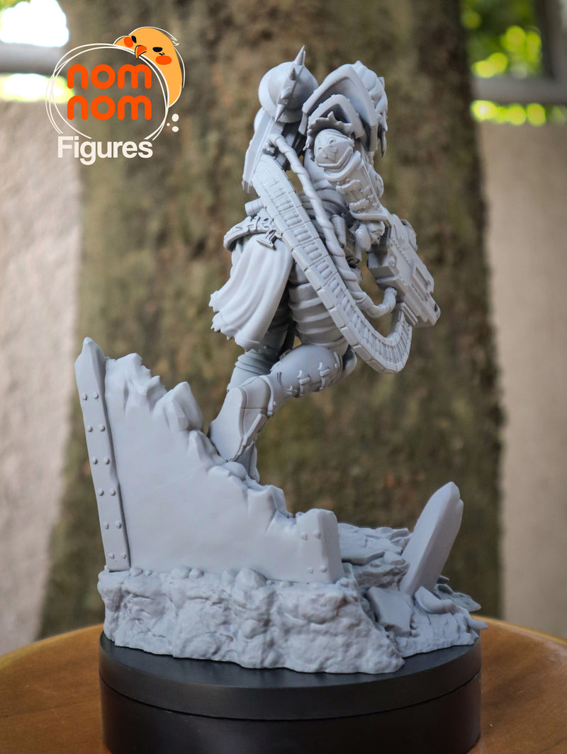 Warhammy Waifu (Nomnom Figures)