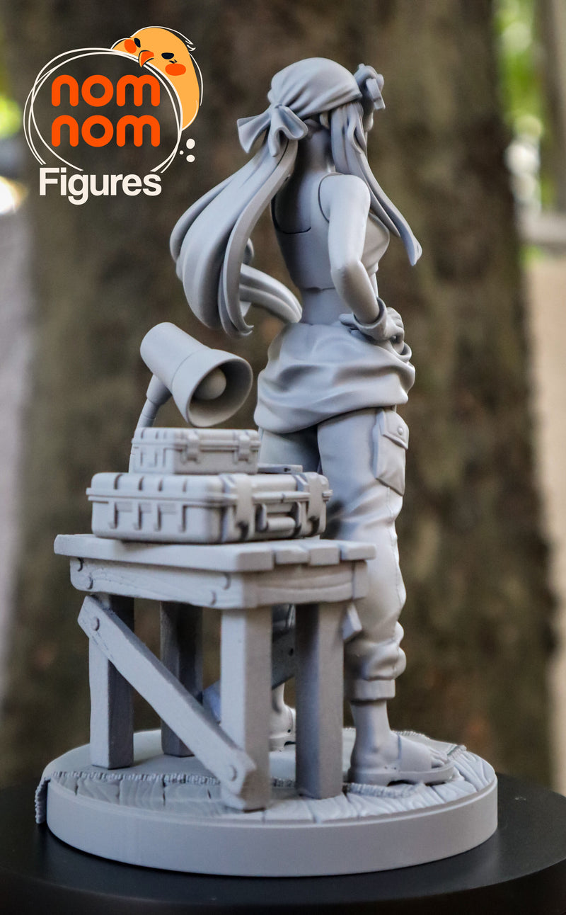 Winry Rockbell Full Metal Alchemist (Nomnom Figures)
