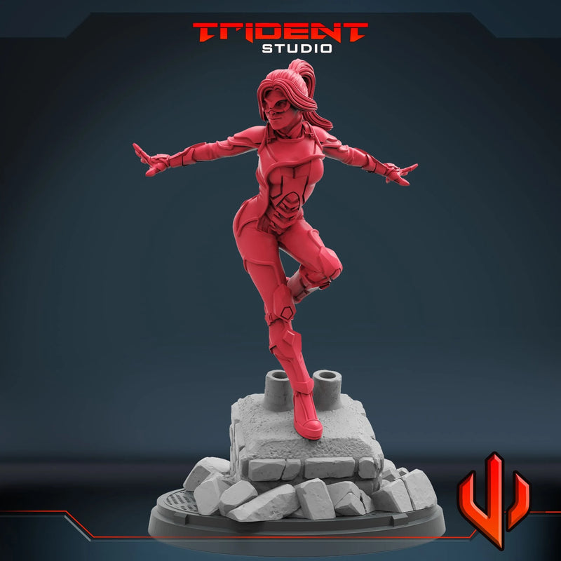 Black Cat Marvel MCP-compatible 40mm resin proxy miniature by Trident Miniatures - product image 2