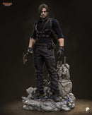 Leon Resin Statue & Bust - Full Size view 2