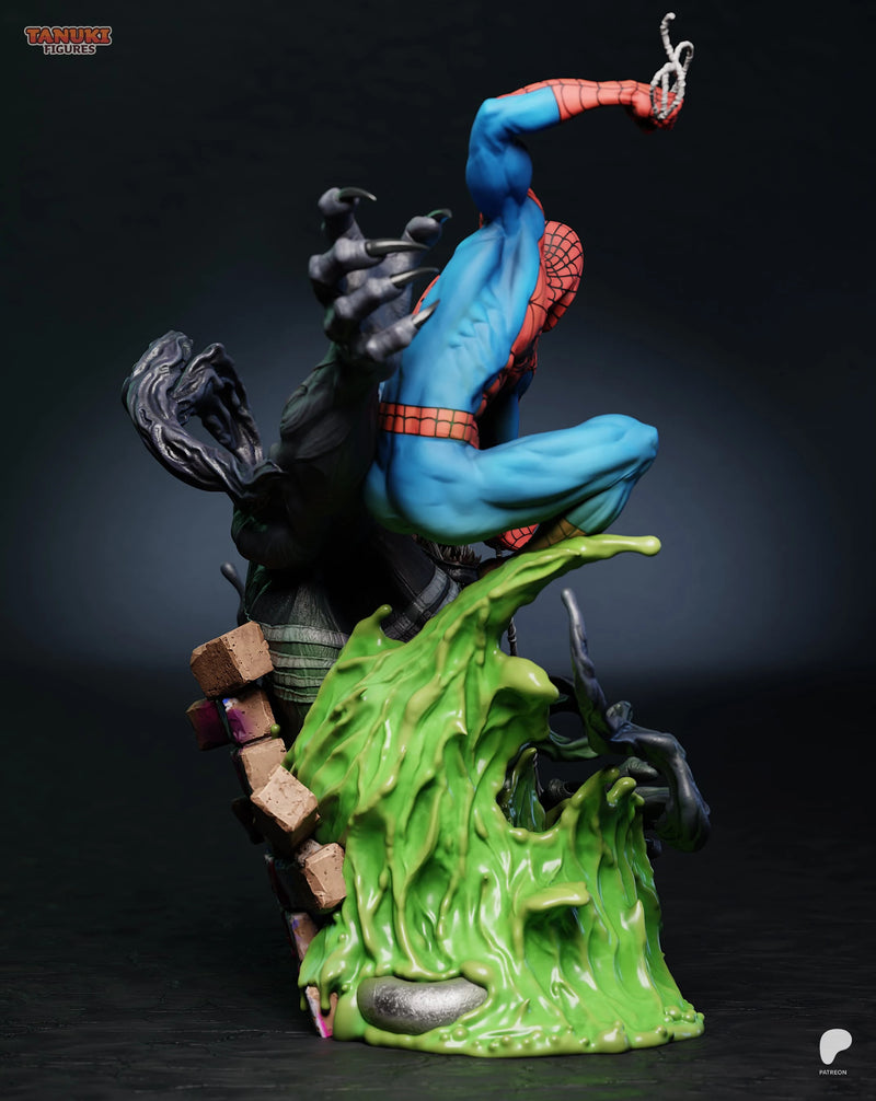 Spider-Man Resin Statue & Bust - Full Size view 3