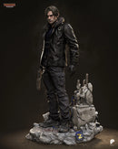 Leon Resin Statue & Bust - Full Size view 3