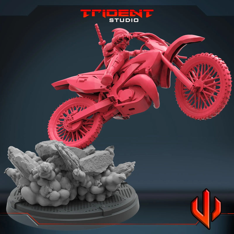 Gwenpool Masked Marvel MCP-compatible 40mm resin proxy miniature by Trident Miniatures - product image 3