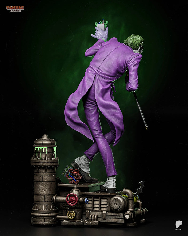 Joker Resin Statue & Bust - Full Size view 3
