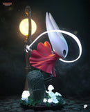 Hornet Resin Statue - Full Size view 4