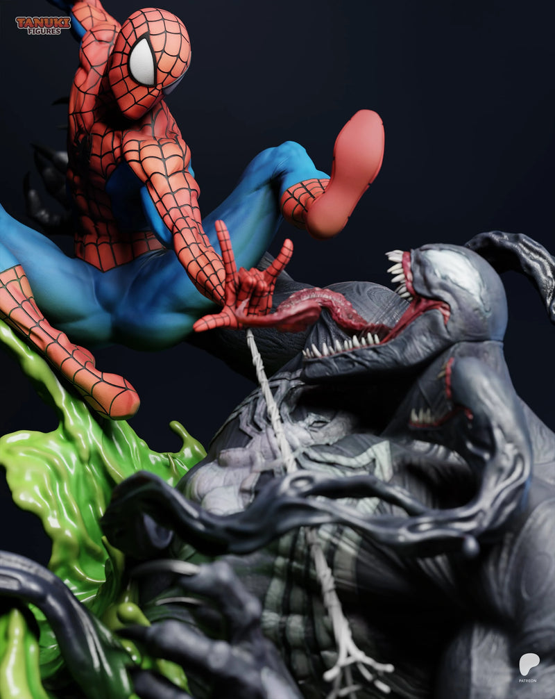 Spider-Man Resin Statue & Bust - Full Size view 5