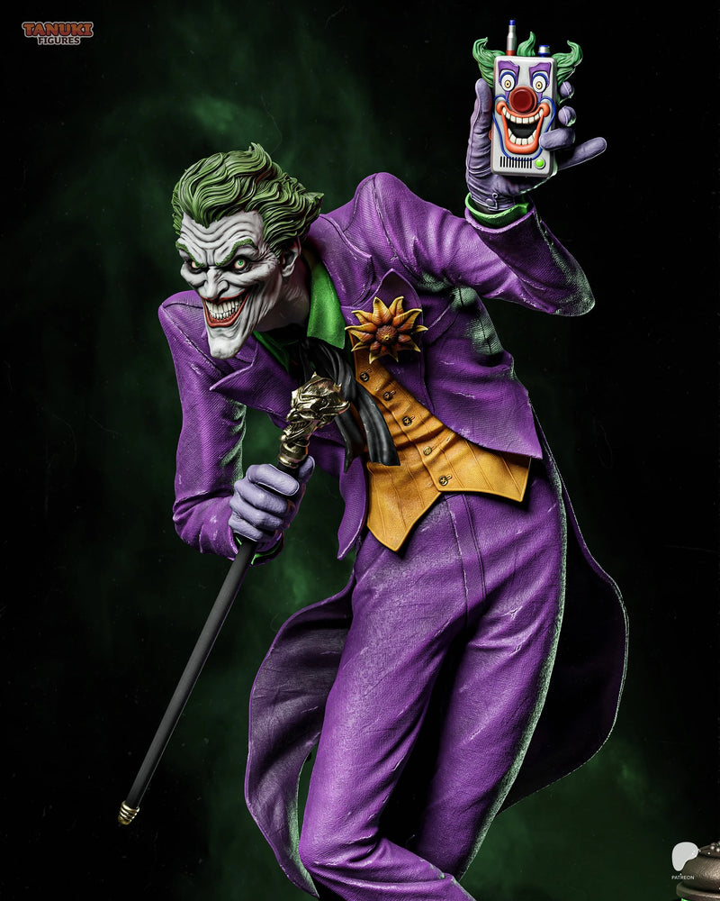 Joker Resin Statue & Bust - Full Size view 5