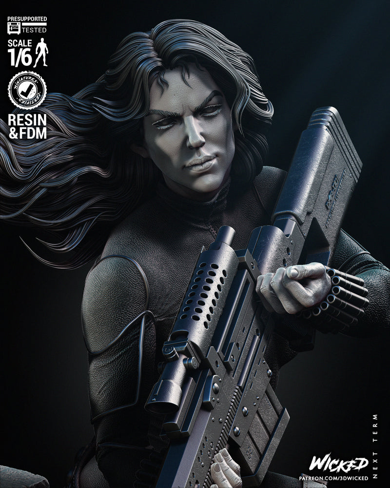 Black Widow 2024 Sculpture resin statue kit view 6
