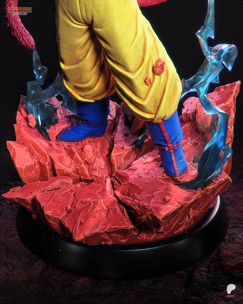 Goku SSJ4 Resin Statue & Bust - Full Size view 6