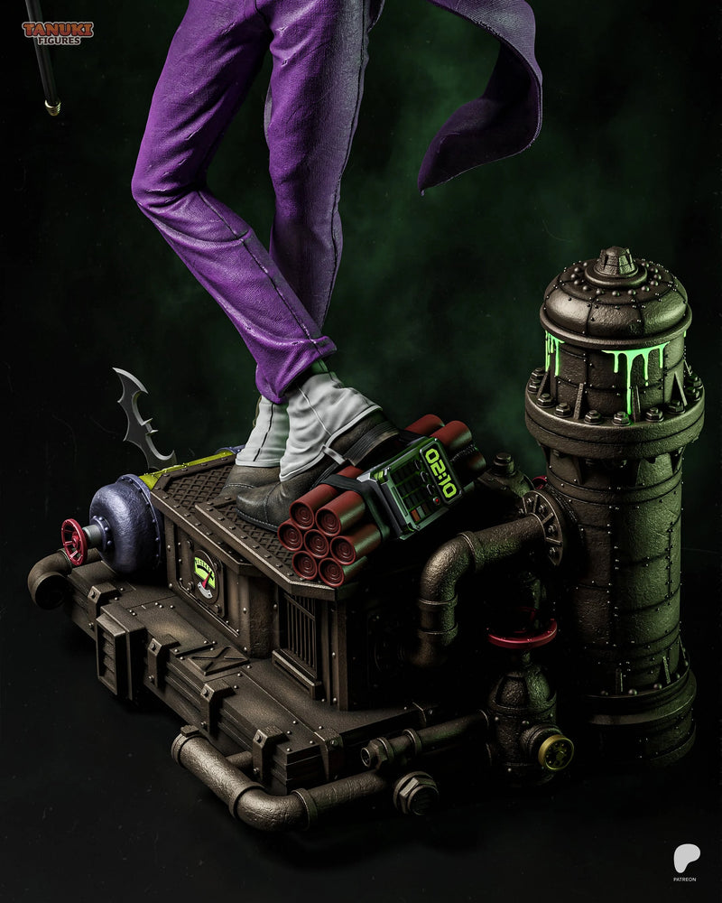 Joker Resin Statue & Bust - Full Size view 7