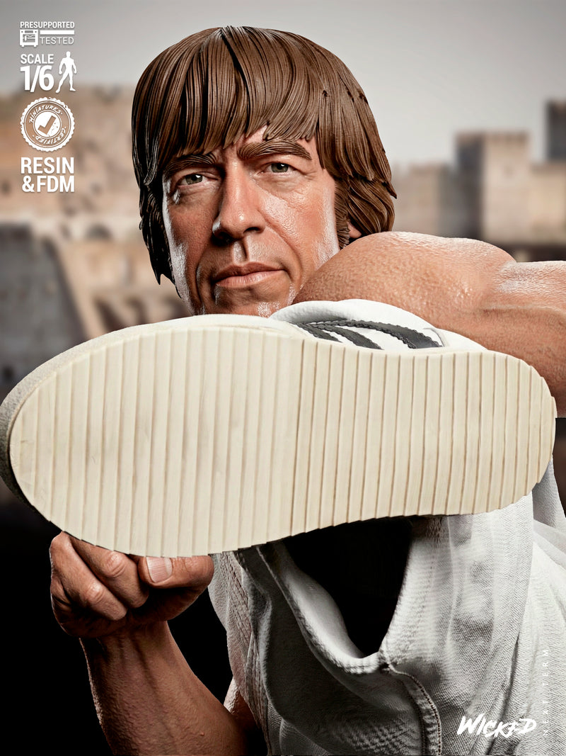 Chuck Norris Sculpture resin statue kit view 7