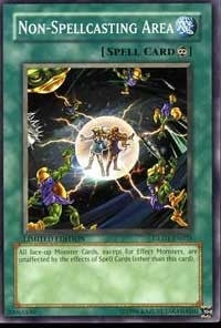 Non Spellcasting Area (GLD1-EN035) [GLD1]