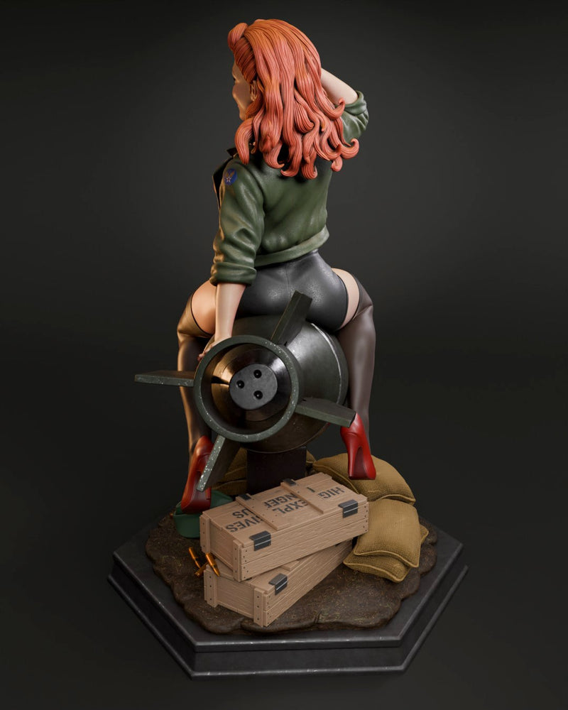 Air Force Bombshell Resin Statue - view 3
