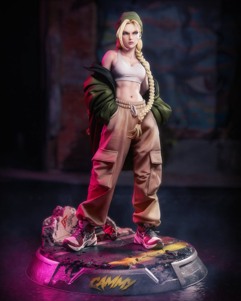 StreetWear Cammy Resin Statue - view 2