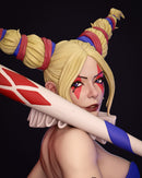 Harley Quinn Pine Resin Statue - view 4