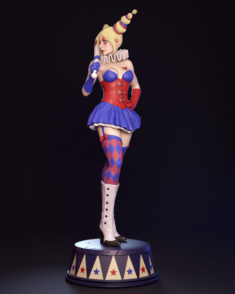 Harley Quinn Pine Resin Statue - view 2