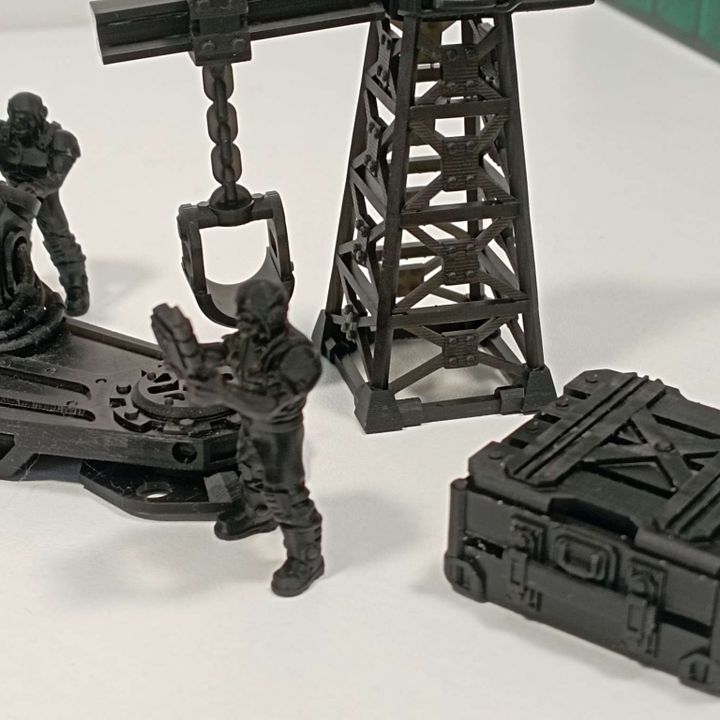 Heavy Artillery Mount with Earthquaker Cannon & Gorgon Siege Gun by DakkaDakka - image 2