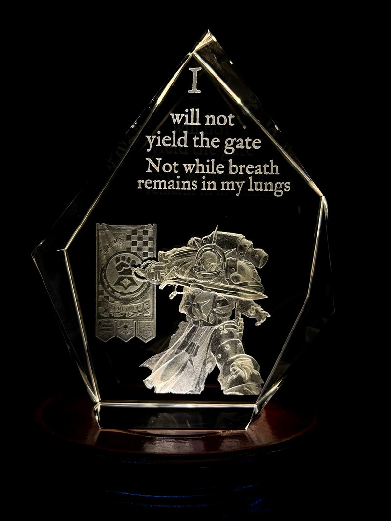 Imperial Gatekeeper Large Faceted 3D Crystal Engraving – Premium Sci-Fi Fantasy Display