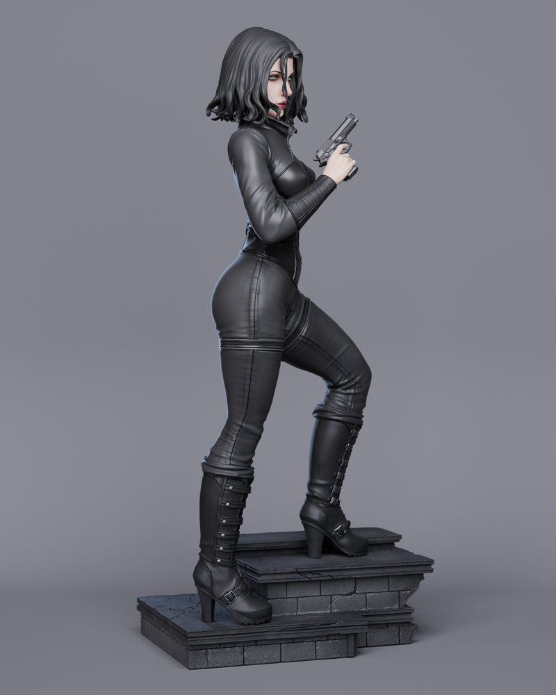 Selene Resin Statue - view 2