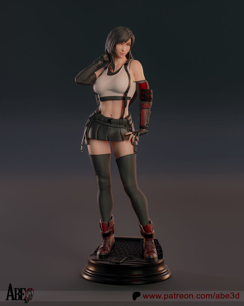 Tifa Lockhart Resin Statue - view 1