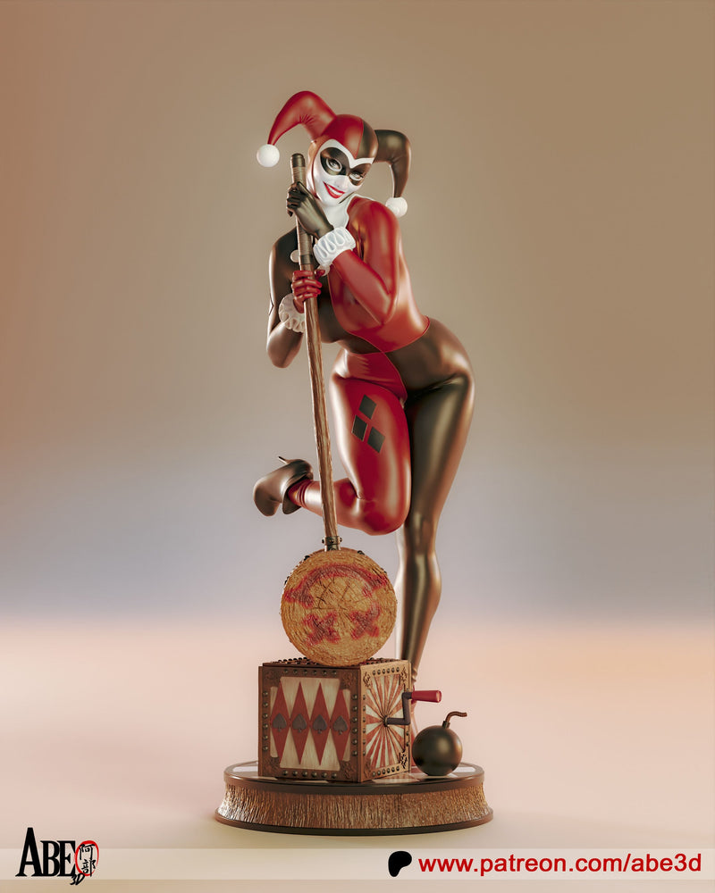 Harley Quinn Classic Resin Statue - view 2