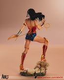 Wonder Woman Resin Statue - view 7