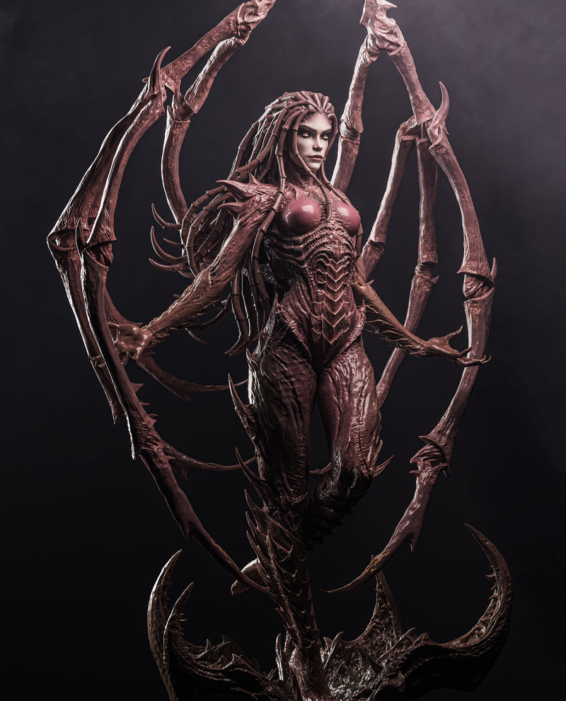 Sarah Kerrigan Resin Statue - view 2