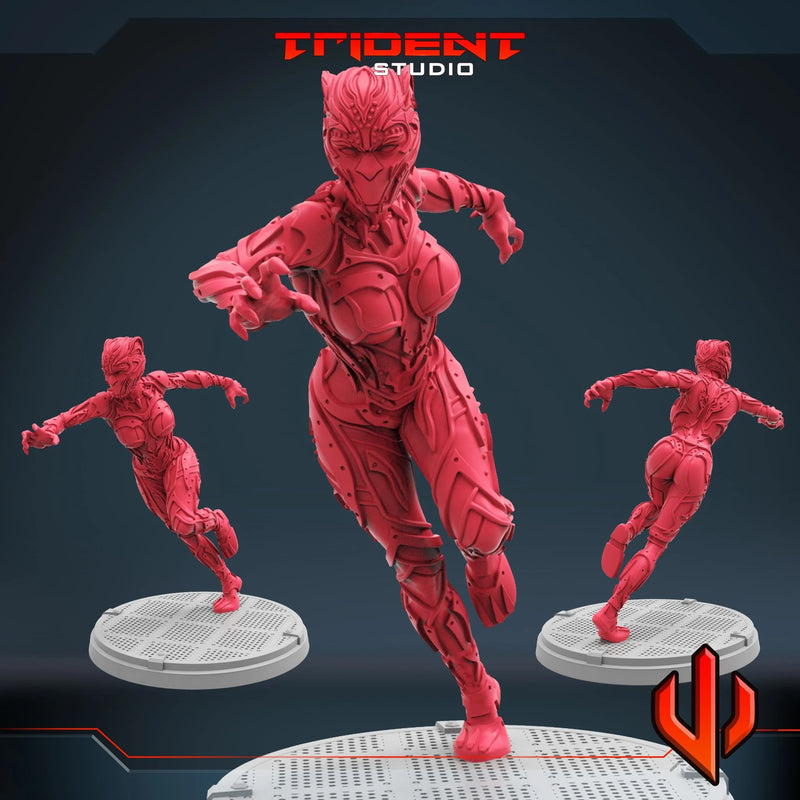Black Panther Shuri - Sculpt B Marvel MCP-compatible 40mm resin proxy miniature by Trident Miniatures - product image 1