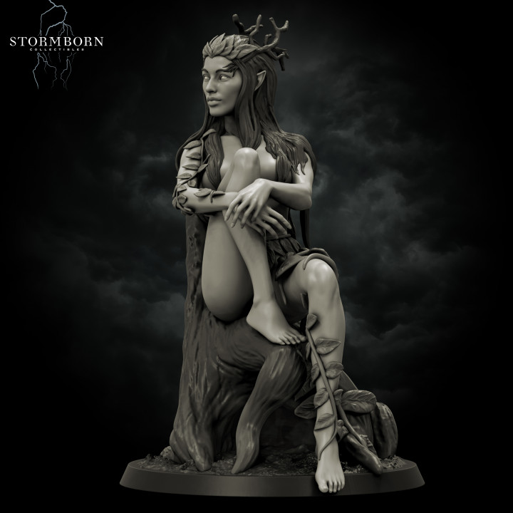 Eva, Dryad of the Emerald Grove | Stormborn Collectibles | DnD Miniature | Fantasy Miniature