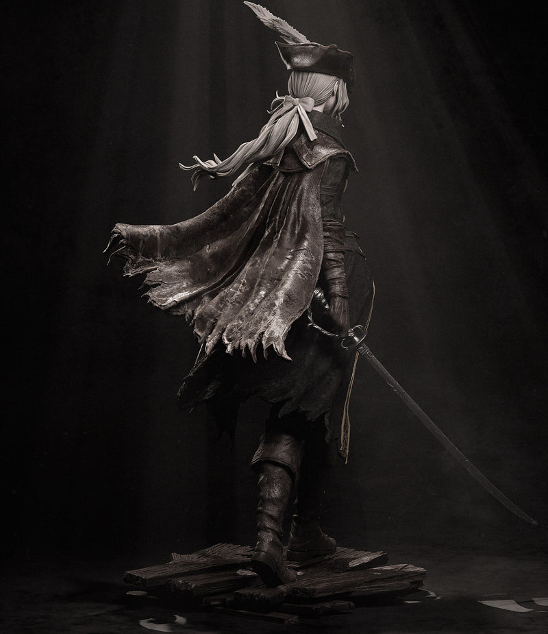 Lady Maria Resin Statue - view 4