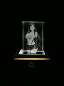Tifa Lockhart Portrait 2D K9 Crystal Engraving – 60 × 40 × 40 mm