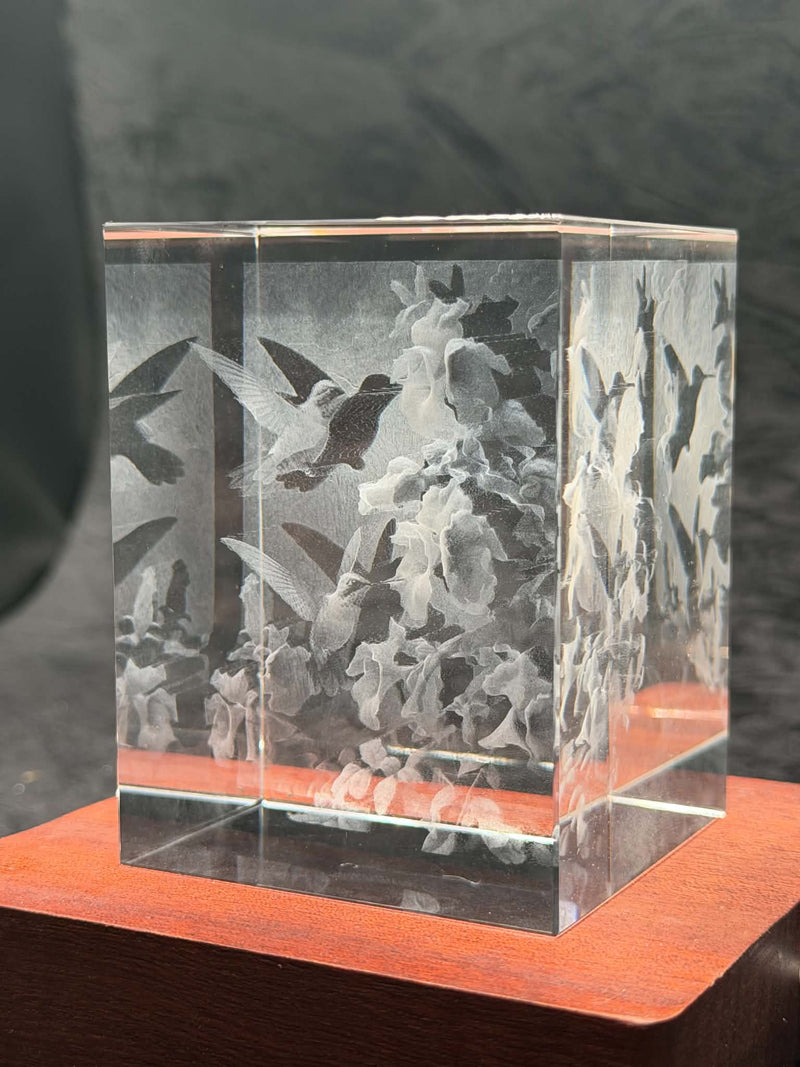 Hummingbirds and Flowers 2D K9 Crystal Engraving – 60 × 40 × 40 mm