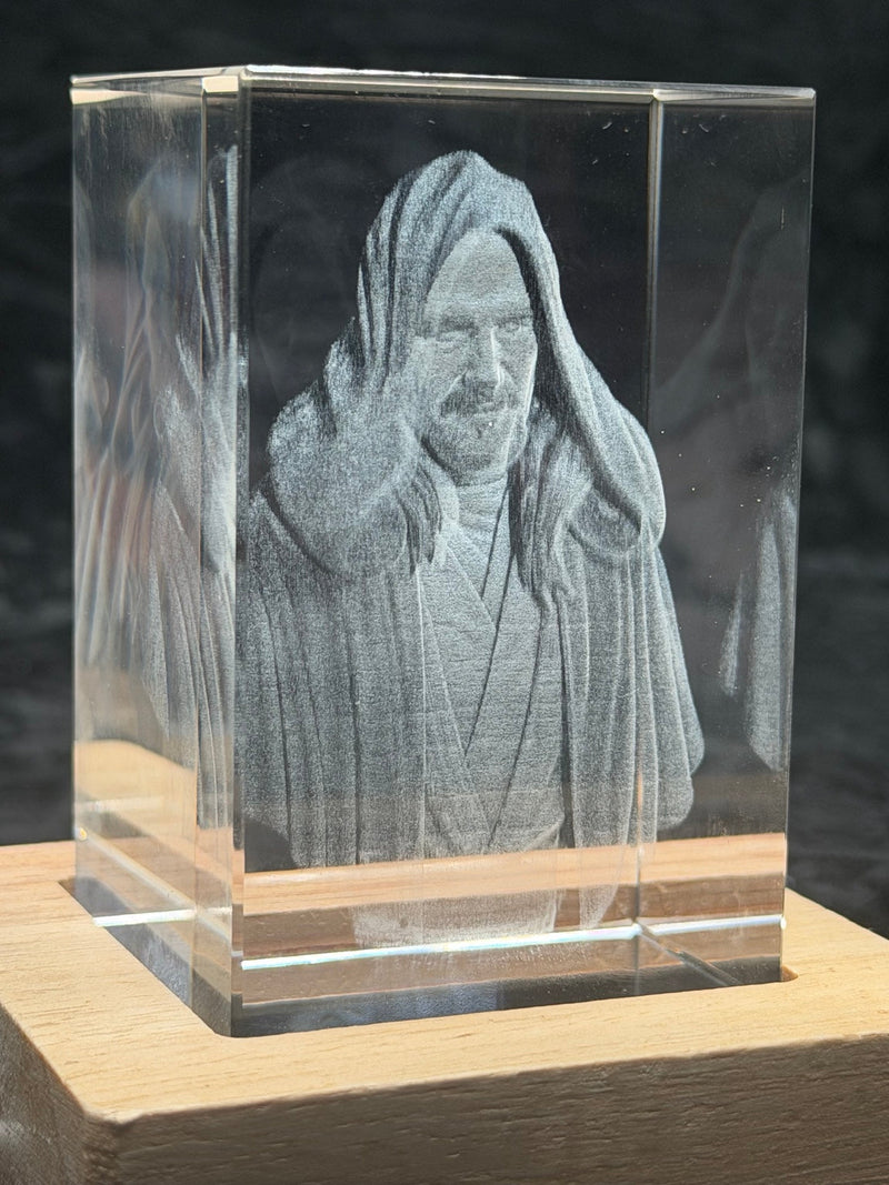 Qui-Gon Jinn Bust 3D K9 Crystal Engraving – 40 × 40 × 60 mm