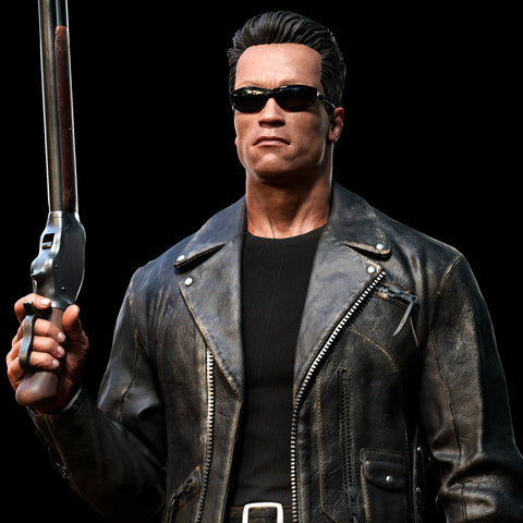 Terminator Resin Statue - view 1