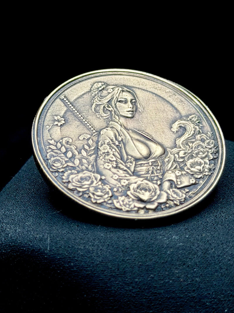 Samurai Woman Coin 40mm Brass Engraved Katana Floral Japanese Art Medallion