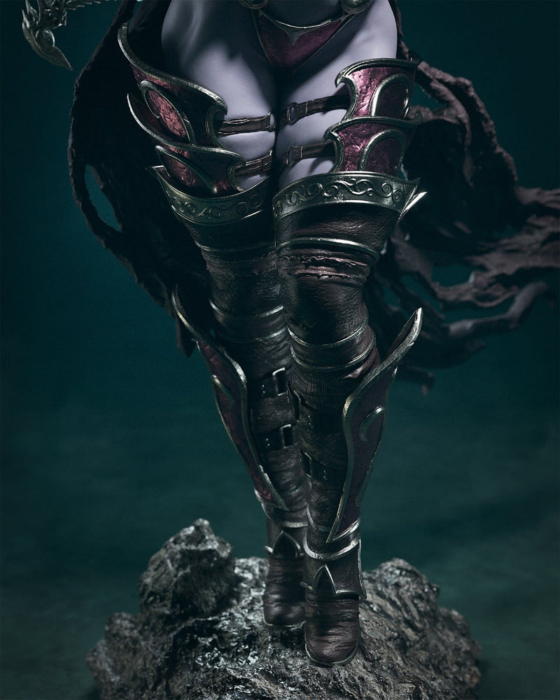 Sylvanas Resin Statue - view 2